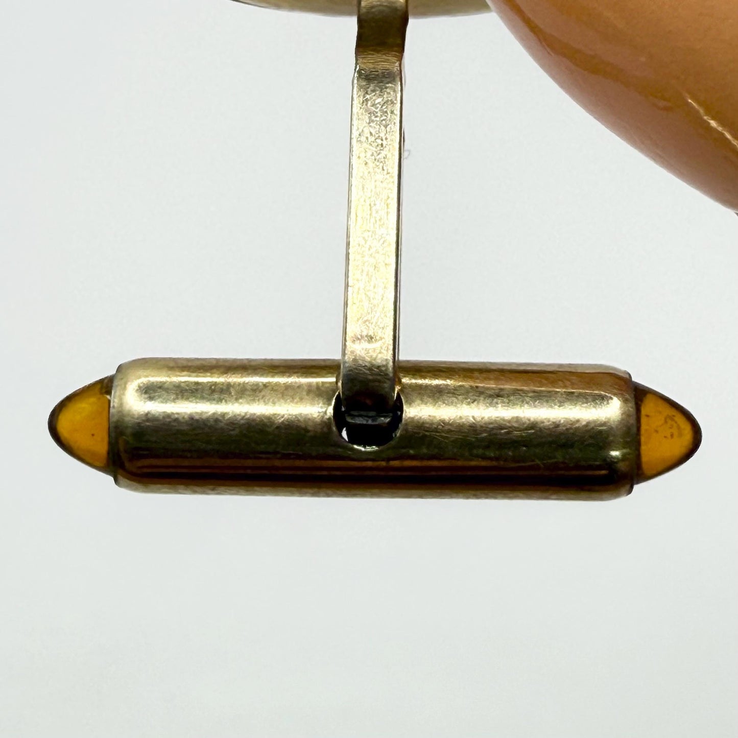 Vintage Cuff Links in Gold Tone with Oval Design and Made by Krementz