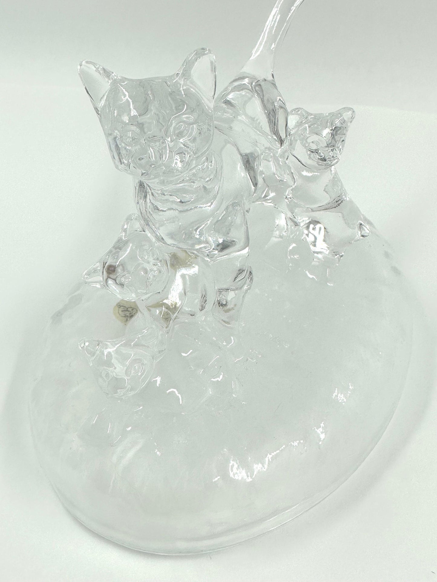 Vintage Glass Figurine of Mom Cat with Kittens and Made in France.