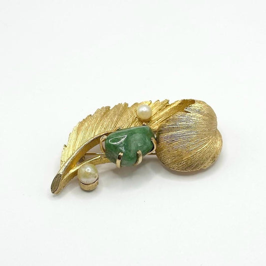 Vintage Brooch Pin of Gold Tone Leaf with Jade Stone & Faux Pearls