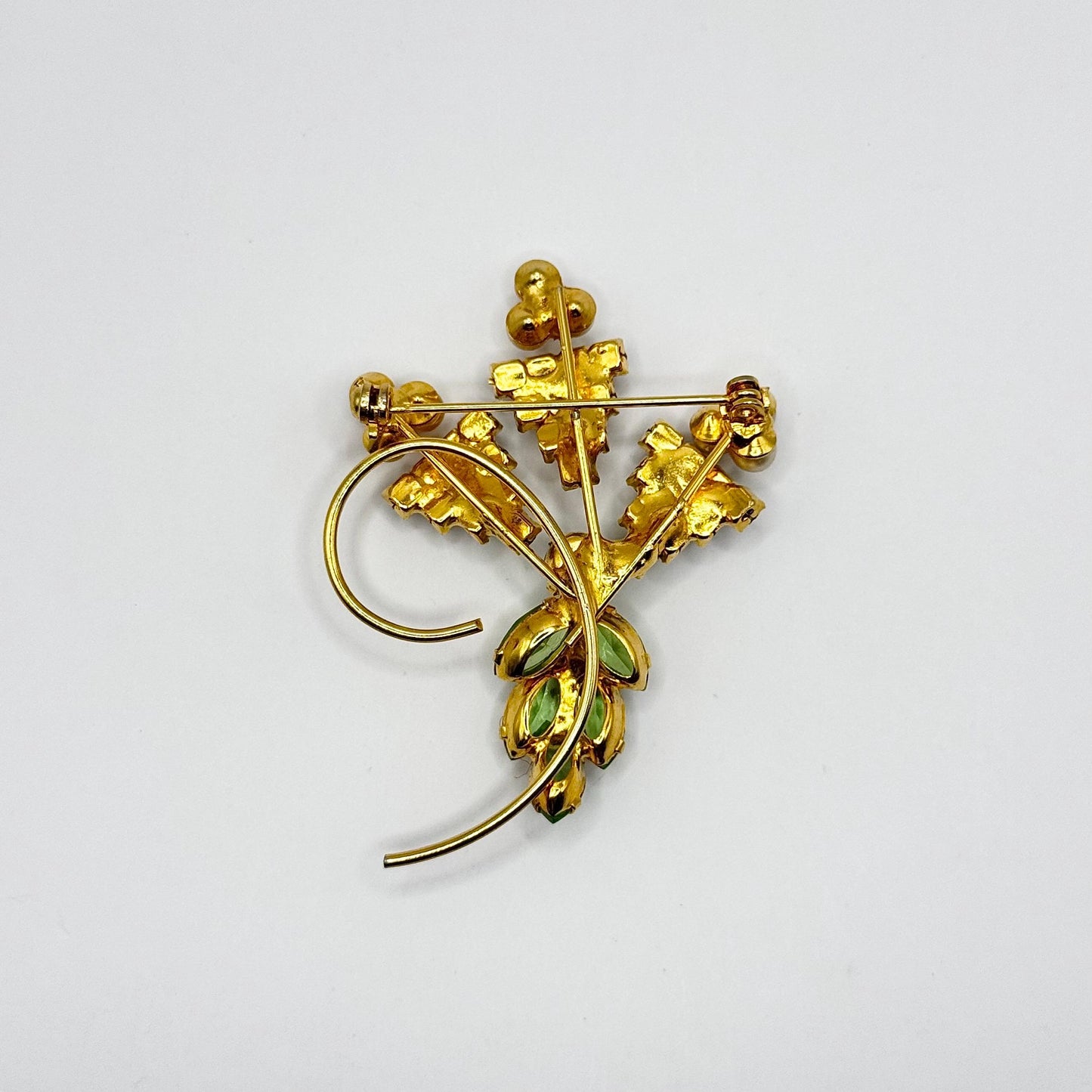 Vintage Brooch Pin in Gold Tone with Green Gemstone Flowers and Pearl Accents