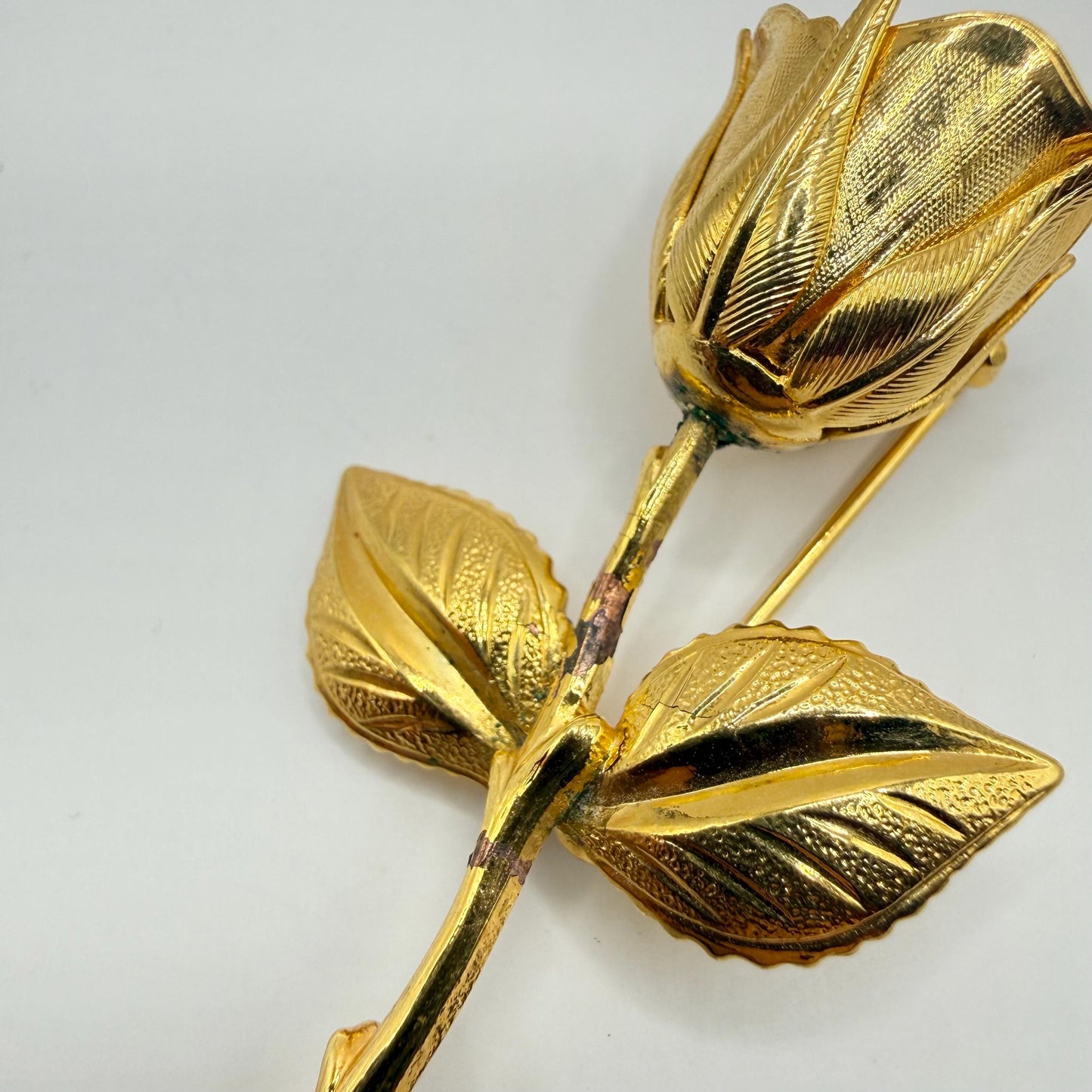 Vintage Brooch Pin of Gold Tone Rose and Leaves