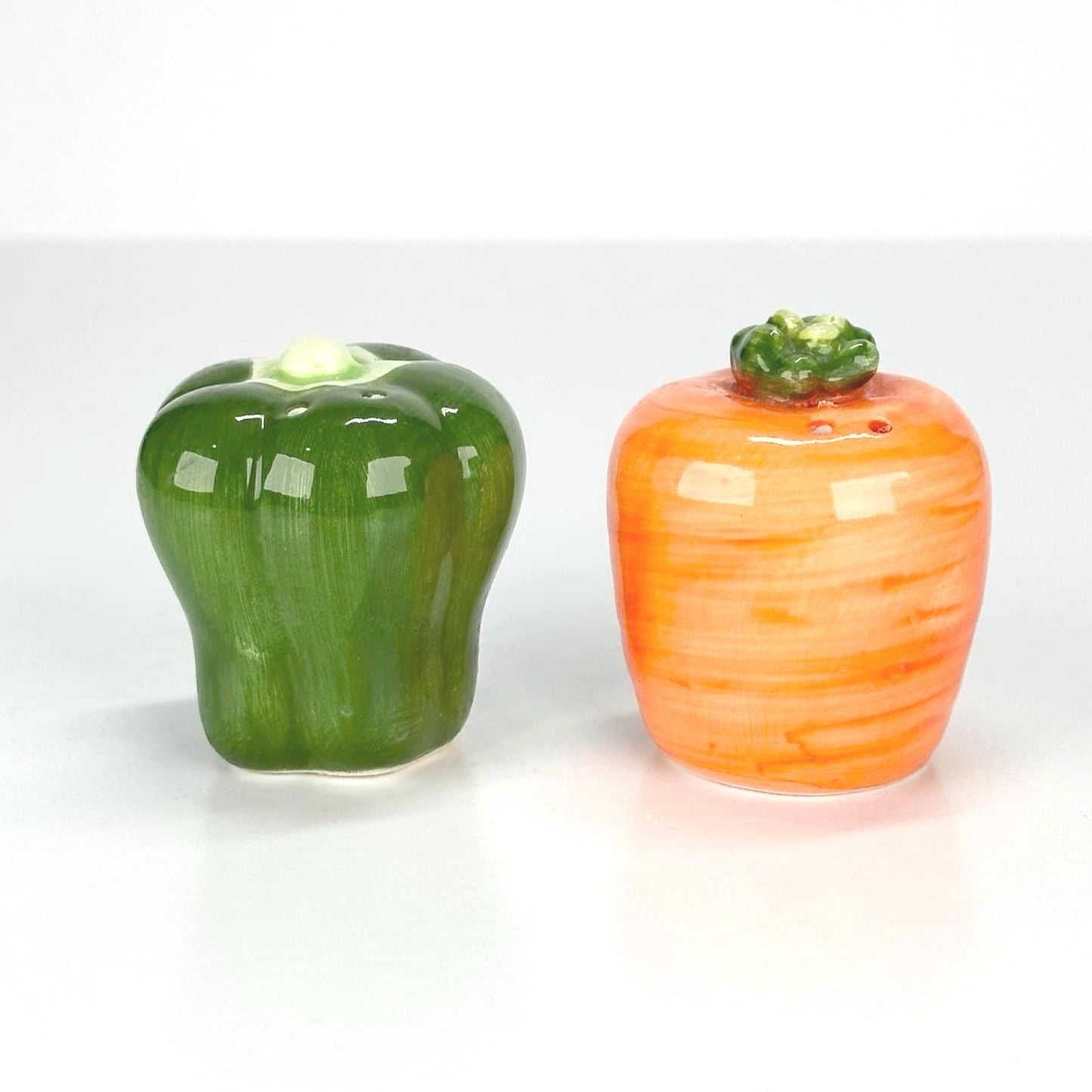 Vintage Ceramic Carrot & Pepper Salt and Pepper Shakers