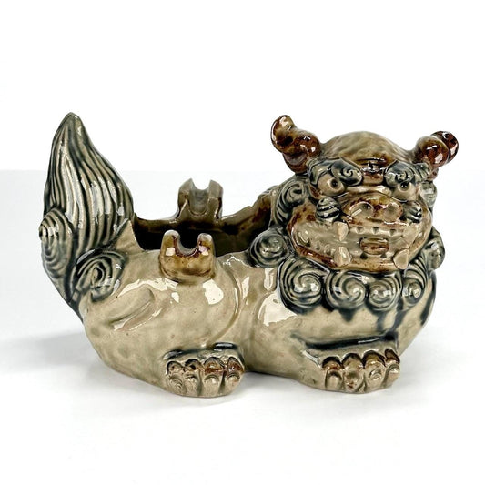 Vintage Ashtray in the Shape of a Chinese Lion with 2 Slots