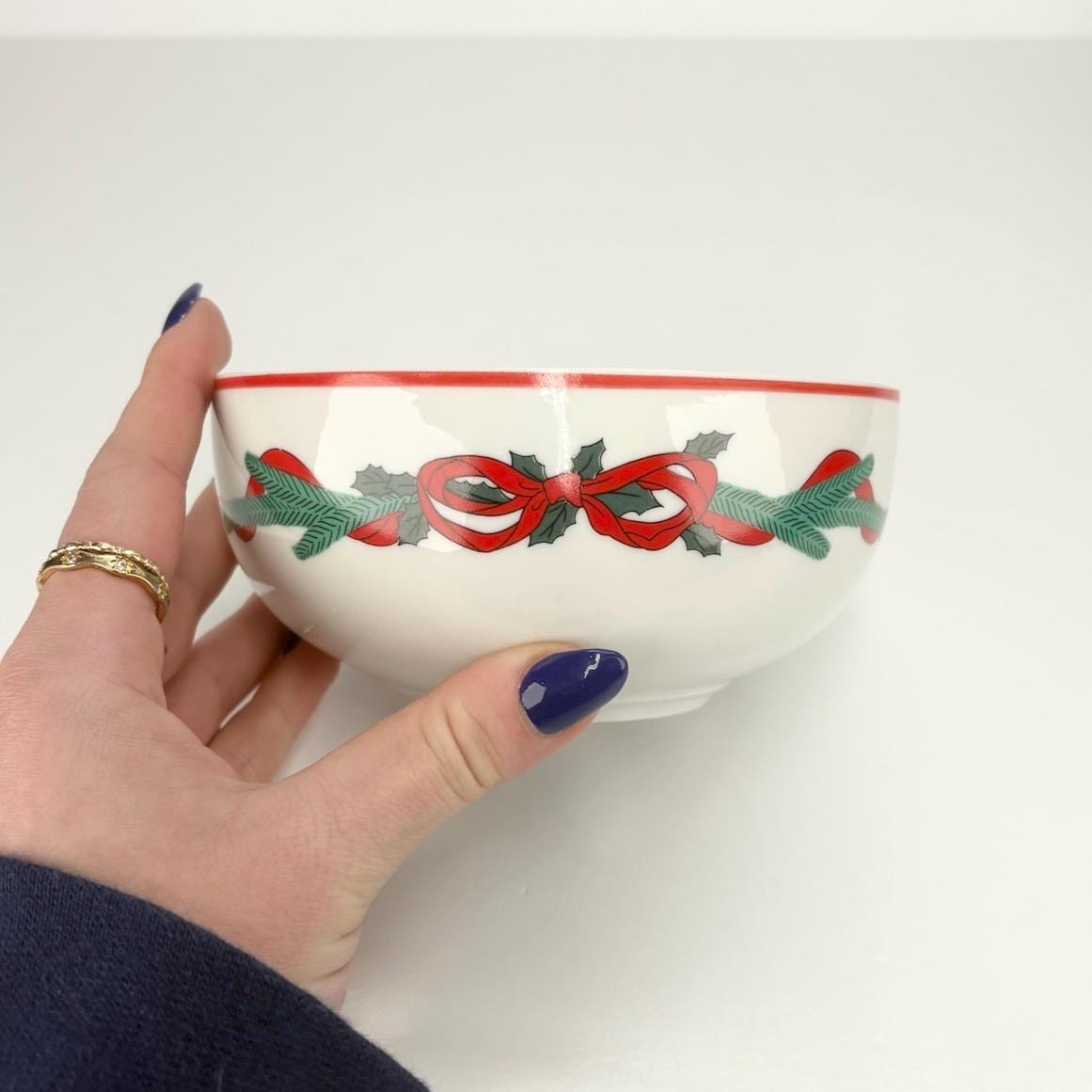 Vintage Dansk Stoneware Bowl, Christmas Garland Design