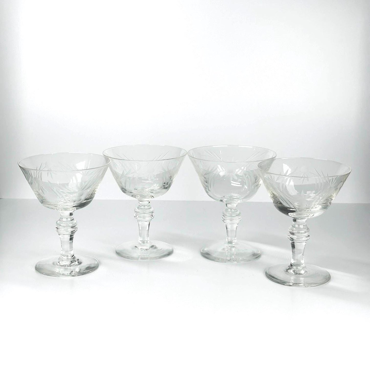 Set of 4 Vintage Etched Coupe Glasses | Champagne Cocktail Glasses | Old Hollywood Barware