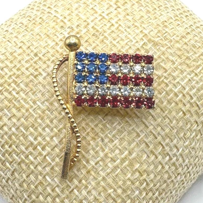 Vintage Gold Tone Brooch Pin of USA Flag with Red, White & Blue Rhinestones